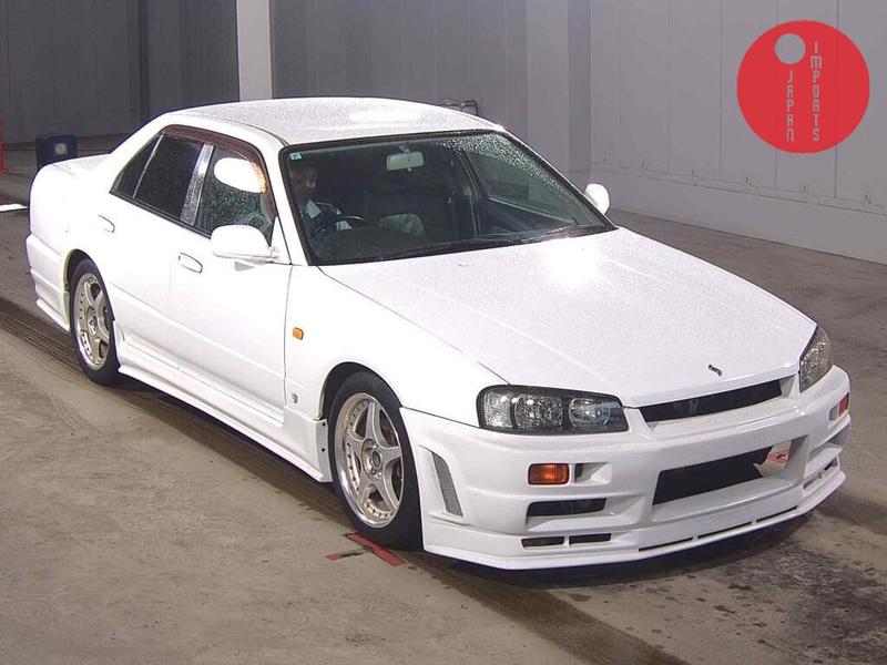 NISSAN SKYLINE 4D GT