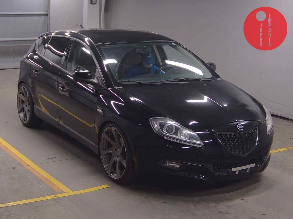 LANCIA                                                                      DELTA