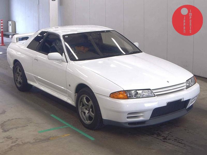 NISSAN SKYLINE CP 4WD GT-R