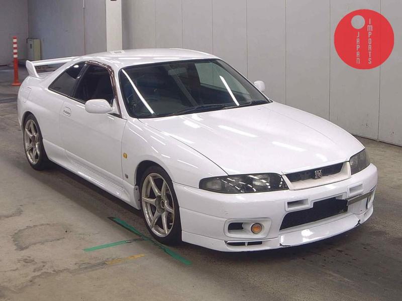 NISSAN SKYLINE CP 4WD GT-R
