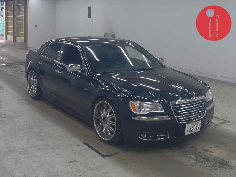 CHRYSLER 300 BLACK & WHITE PACKAGE