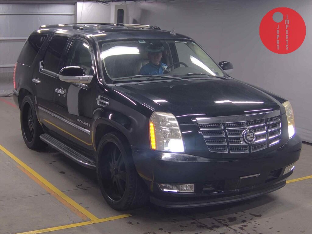 CADILLAC                                                                      ESCALADE 4WD       BASE GRADE