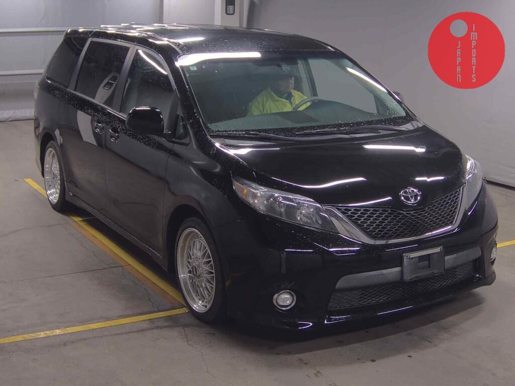 AMERICA TOYOTA SIENNA SE