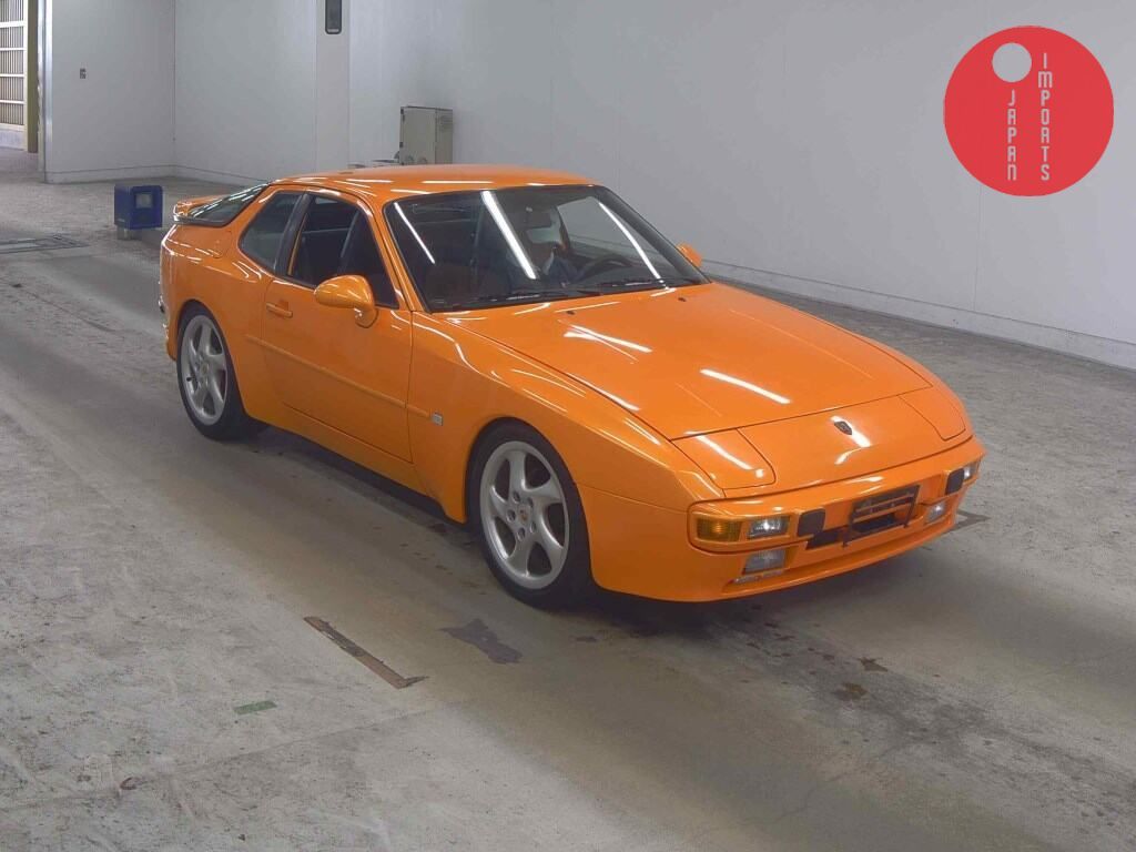 PORSCHE                                                                      944 CP       944