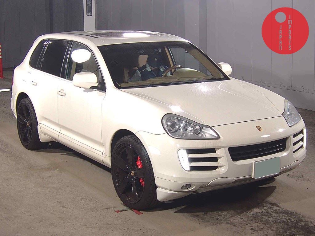 PORSCHE                                                                      CAYENNE 4WD       BASE GRADE