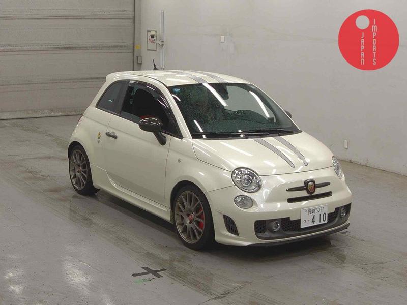 ABARTH 695 TRIBUTO FERRARI AL GIAPPONE