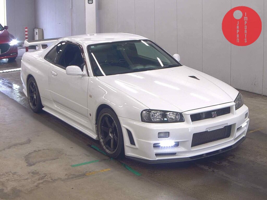 NISSAN                                                                      SKYLINE CP 4WD       GT-R V･SPEC Ⅱ
