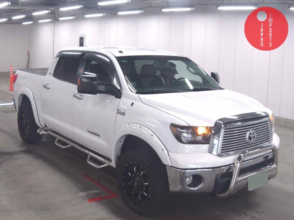 AMERICA TOYOTA                                                                      TUNDRA 4D       CREWMAX SR5