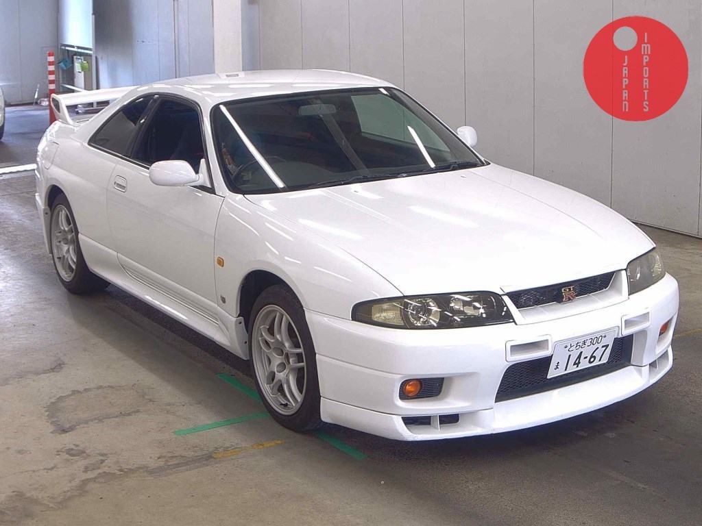 NISSAN                                                                      SKYLINE CP 4WD       GT-R