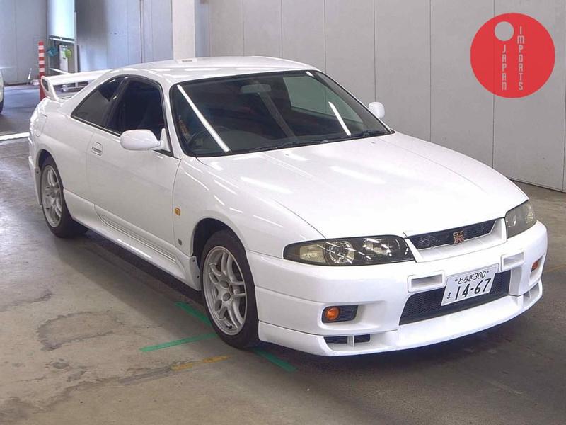 NISSAN SKYLINE CP 4WD GT-R