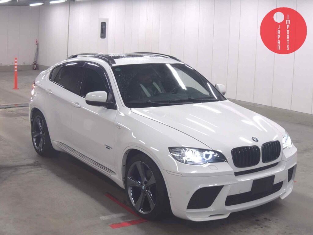 BMW                                                                      X6 4WD       XDRIVE 50I