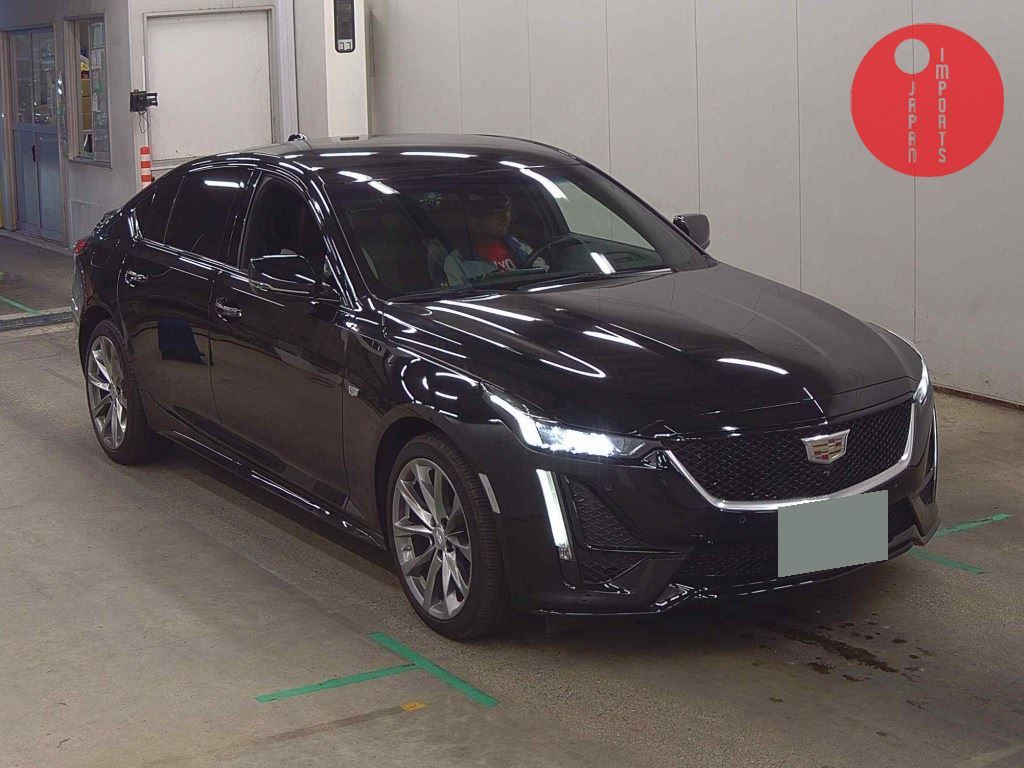 CADILLAC                                                                      CT5 4WD       SPORT