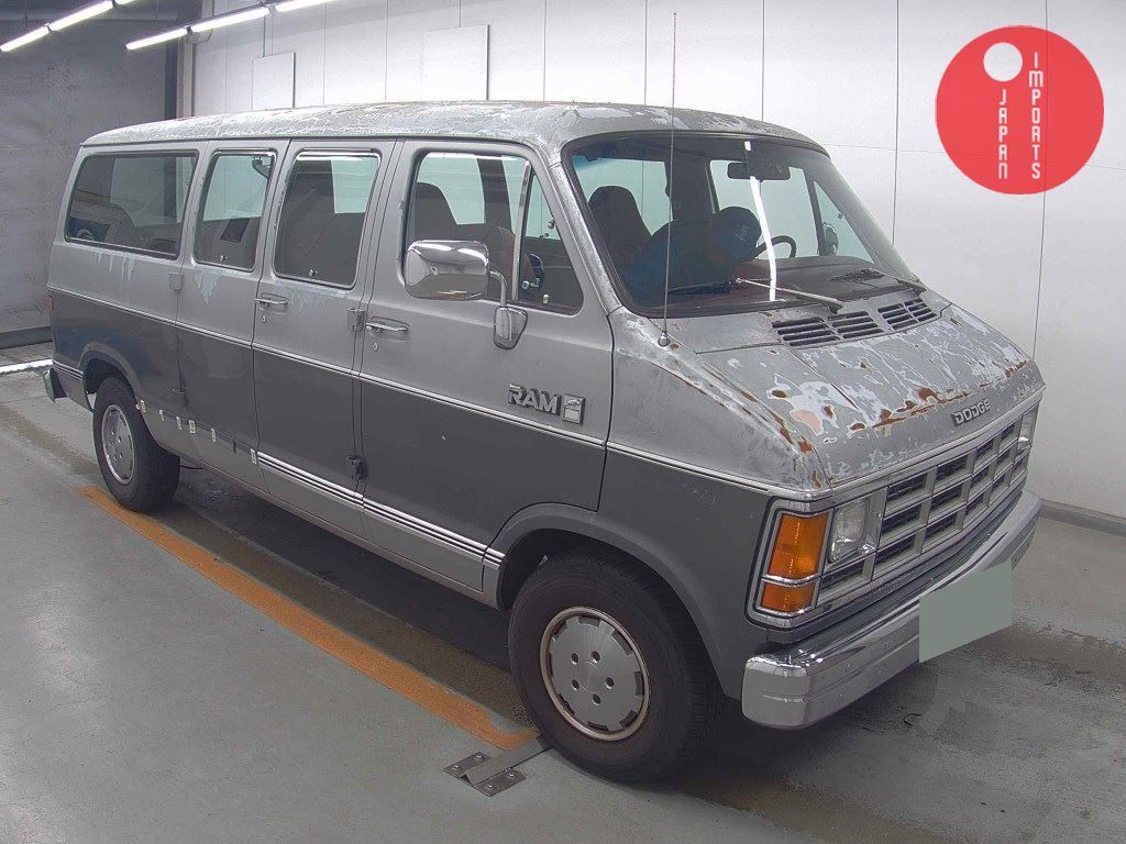 DODGE                                                                      VAN       B250