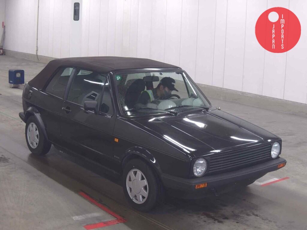 VOLKSWAGEN                                                                      GOLF CABRIO