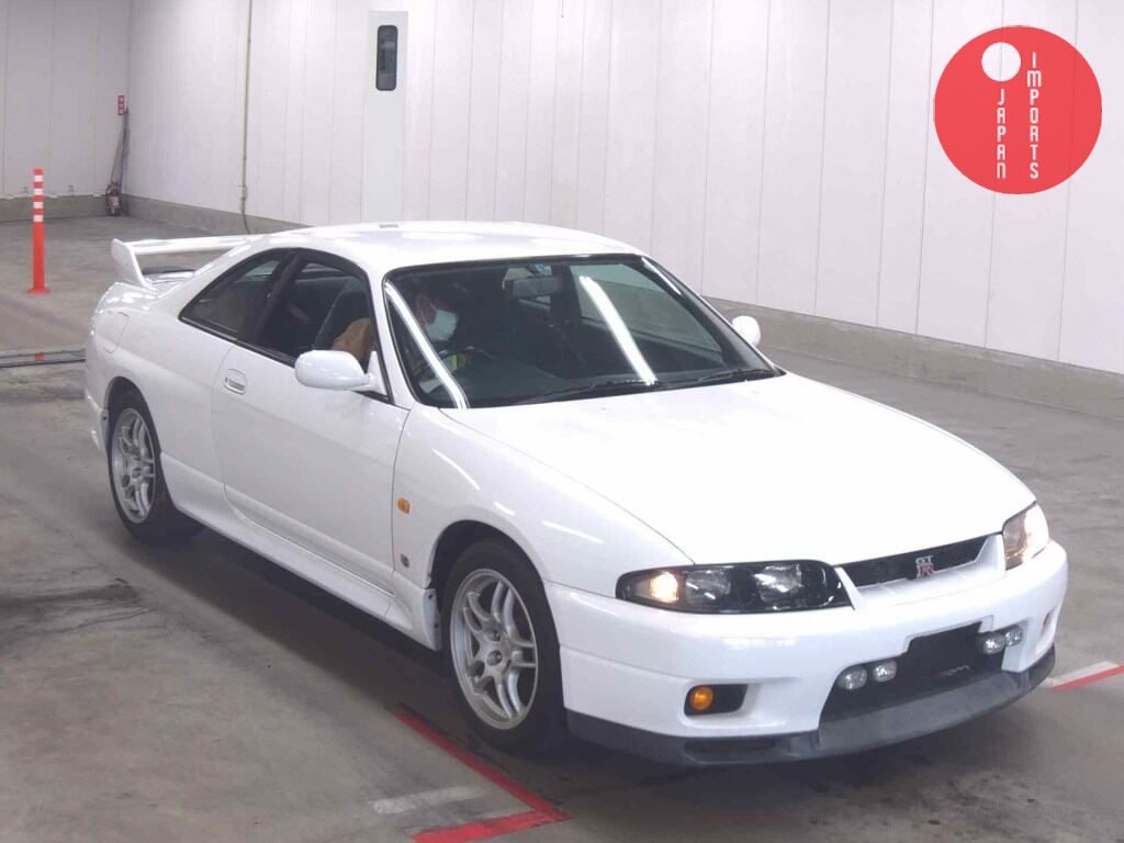 NISSAN                                                                      SKYLINE CP 4WD       GT-R