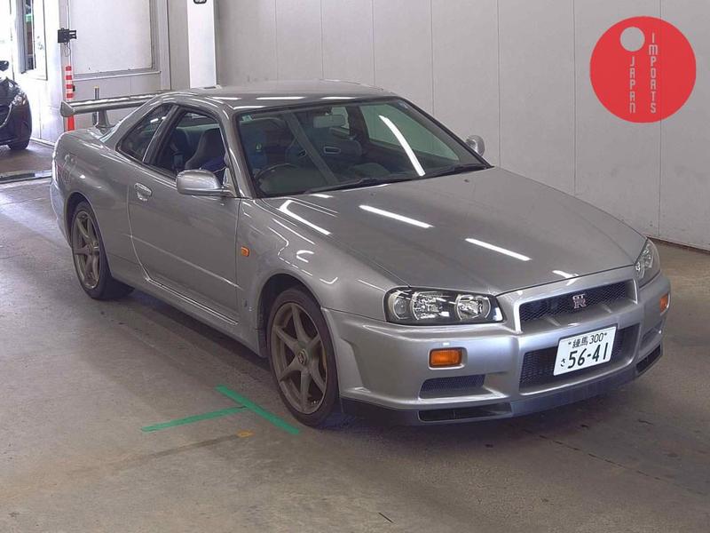 NISSAN SKYLINE CP 4WD GT-R