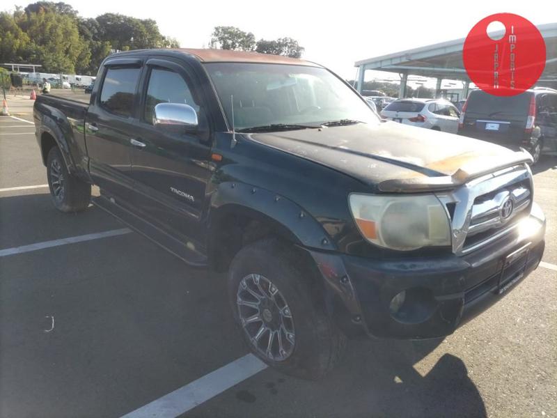 AMERICA TOYOTA TACOMA 4D
