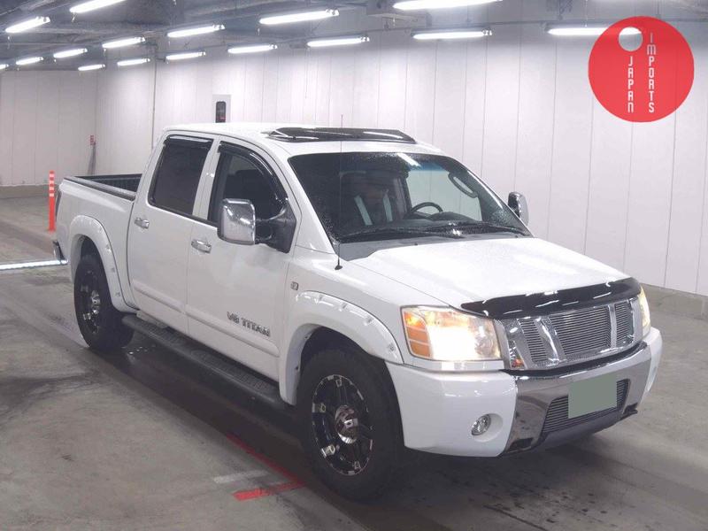 AMERICA NISSAN TITAN 4D 4WD CREW CAB LE