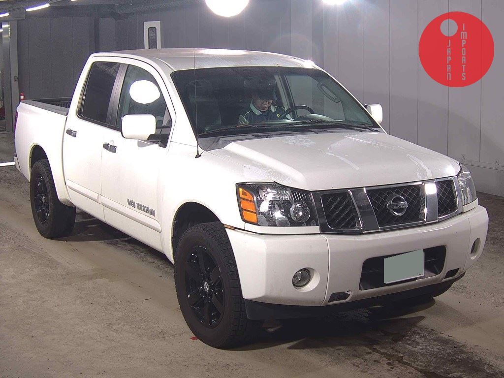 AMERICA NISSAN TITAN 4D 4WD CREW CAB SE