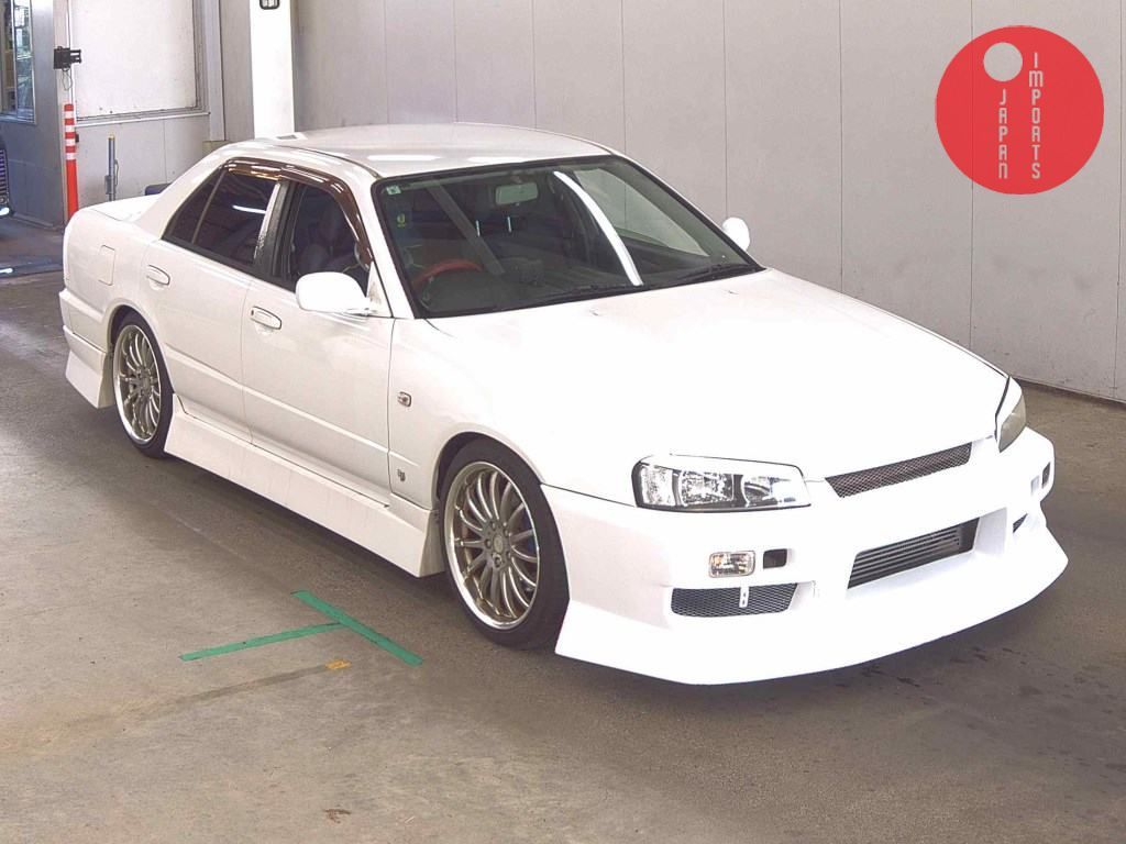 NISSAN                                                                      SKYLINE 4D       25GT-V