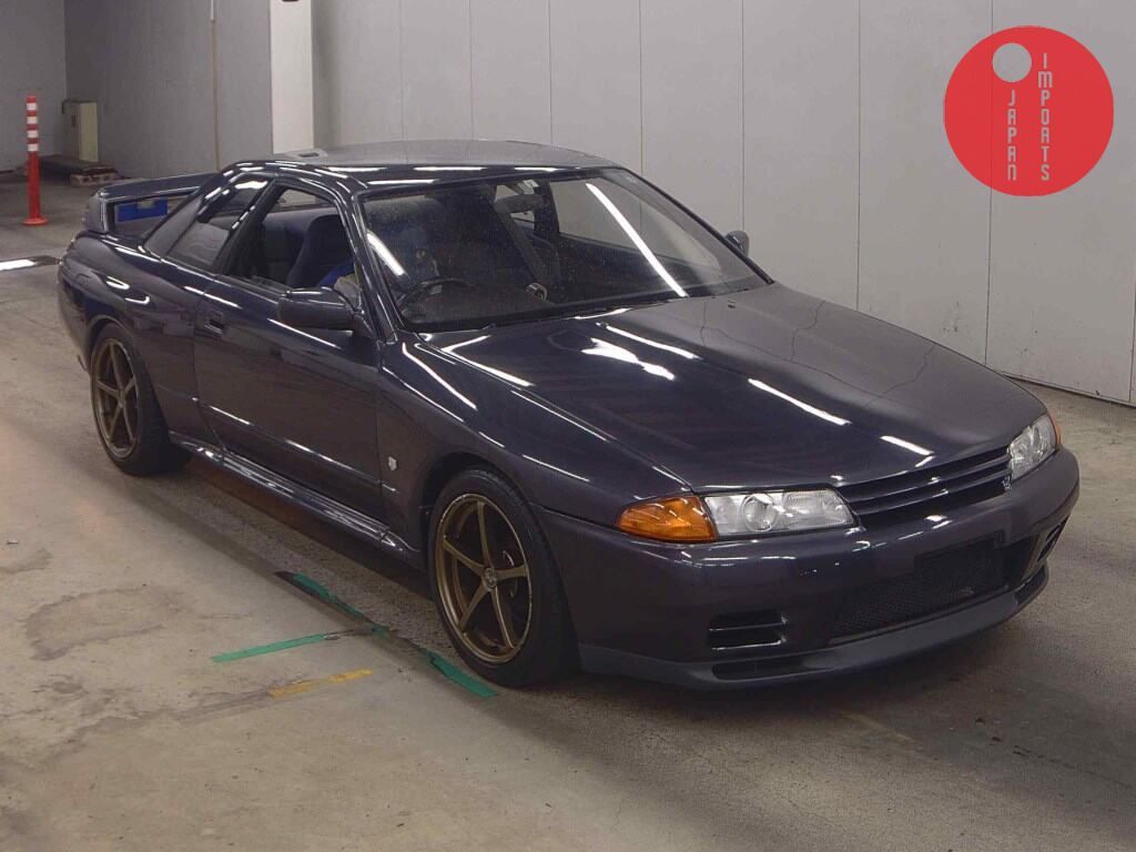 NISSAN SKYLINE CP 4WD GT-R