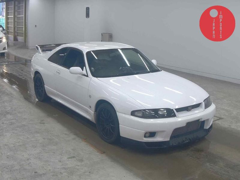 NISSAN SKYLINE CP 4WD GT-R