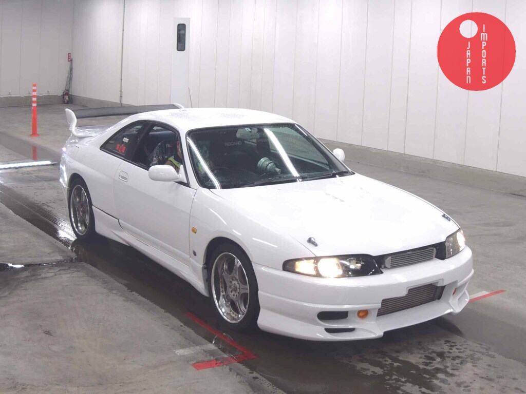 NISSAN SKYLINE CP 4WD GT-R