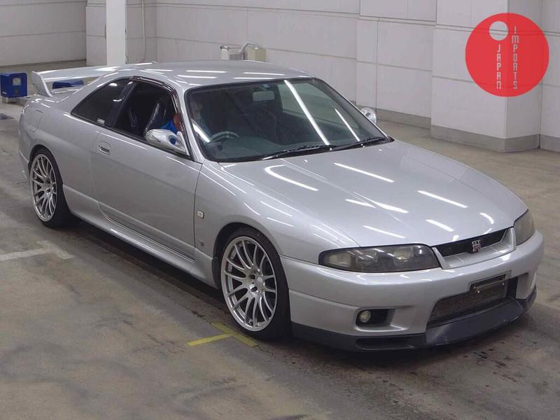NISSAN SKYLINE CP 4WD GT-R