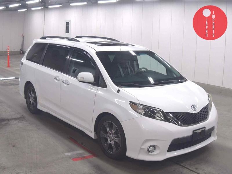 AMERICA TOYOTA SIENNA SE