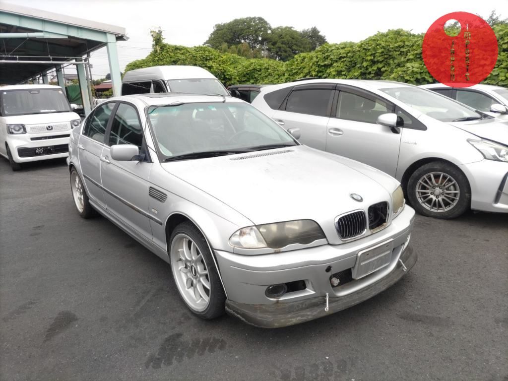 BMW                                                                      3 SERIES 4D