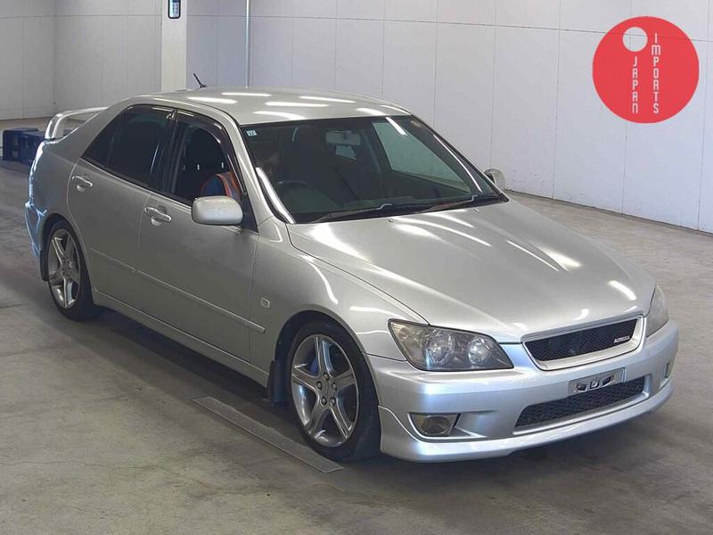 TOYOTA ALTEZZA RS200 LIMITED ⅡNAVI PACKAGE