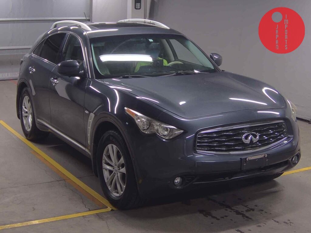 INFINITI                                                                      FX35 4WD