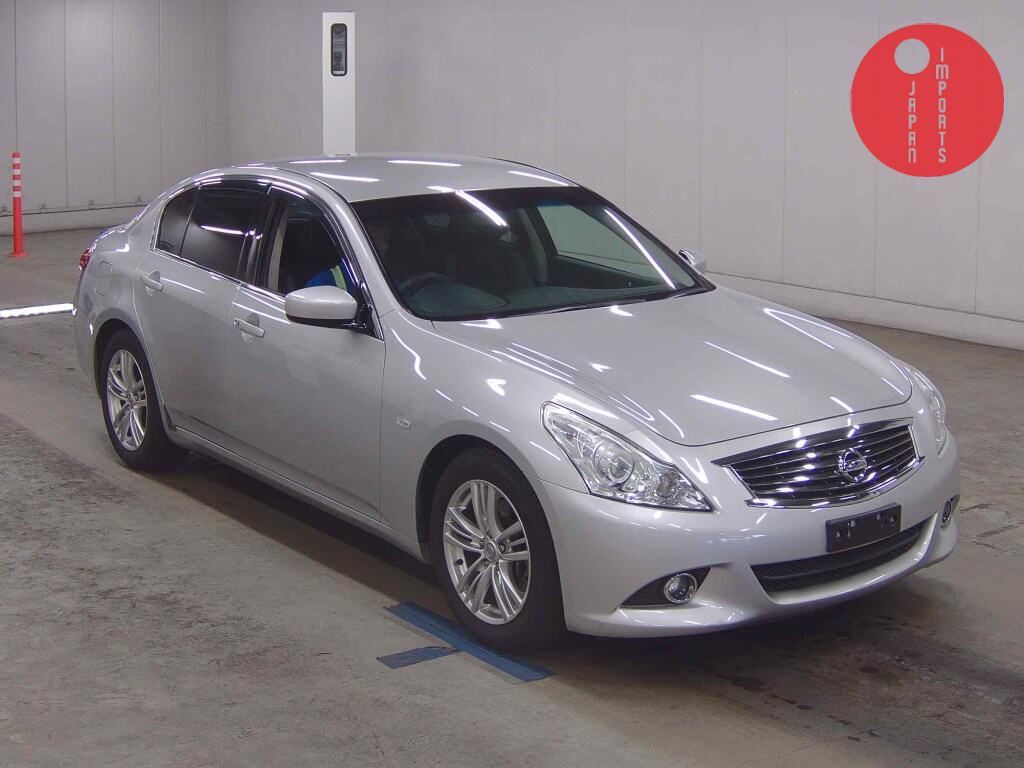 NISSAN                                                                      SKYLINE 4D       250GT