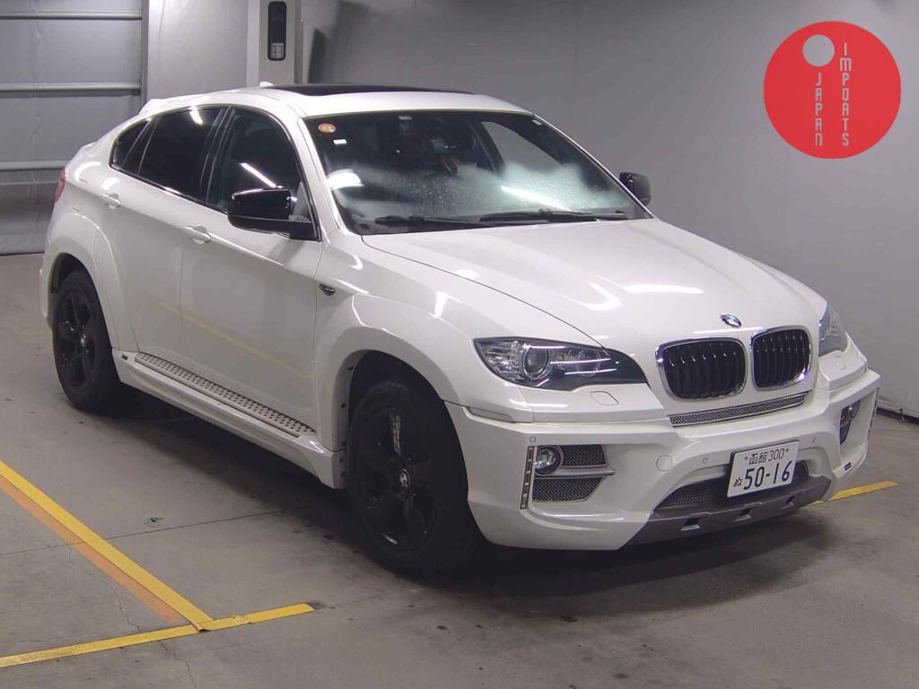 BMW                                                                      X6 4WD       XDRIVE 50I