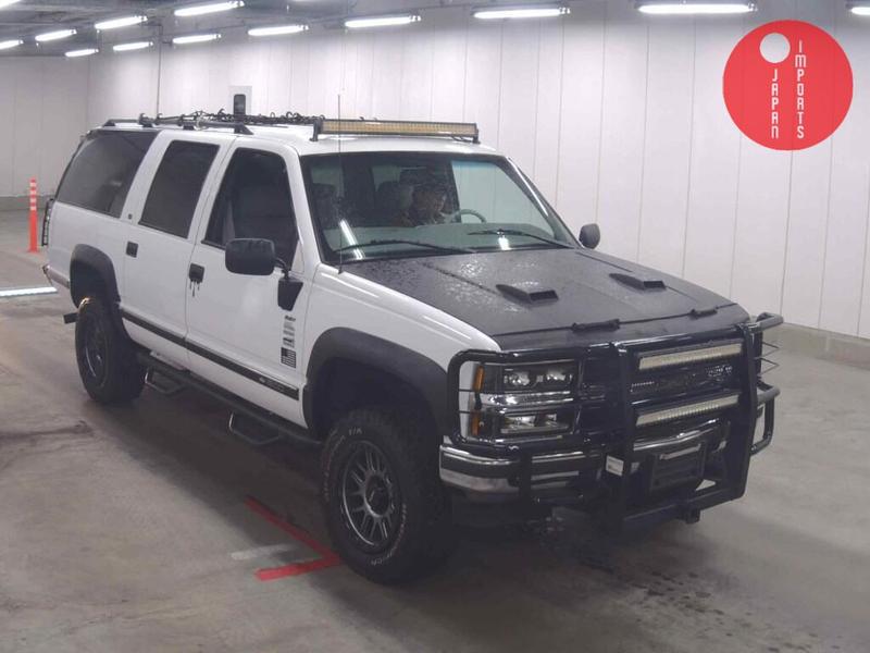 CHEVROLET SUBURBAN 4WD LT