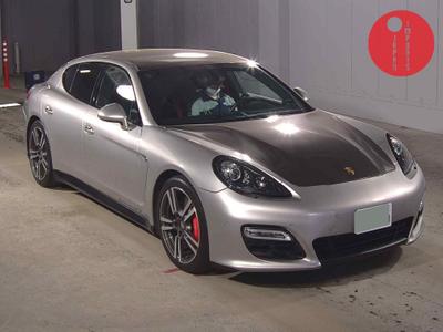 PORSCHE PANAMERA 5D 4WD GTS