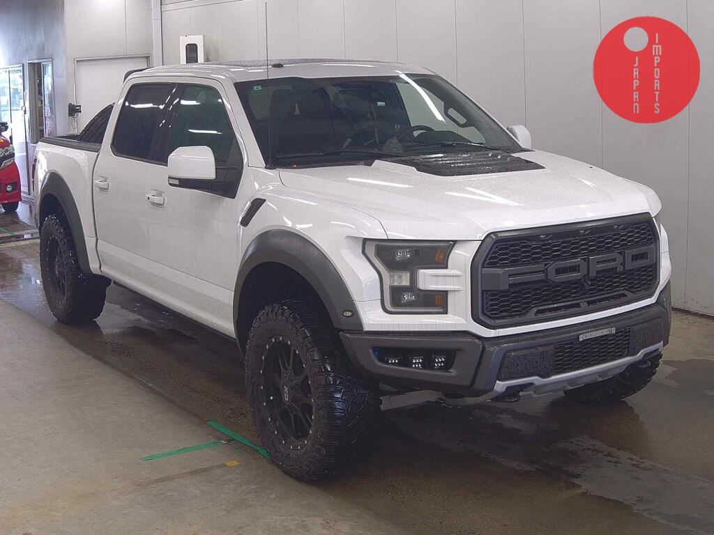FORD F-150 4D