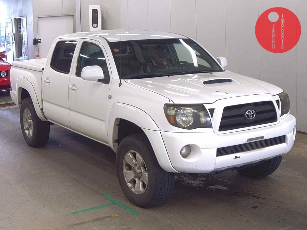 AMERICA TOYOTA                                                                      TACOMA 4D 4WD