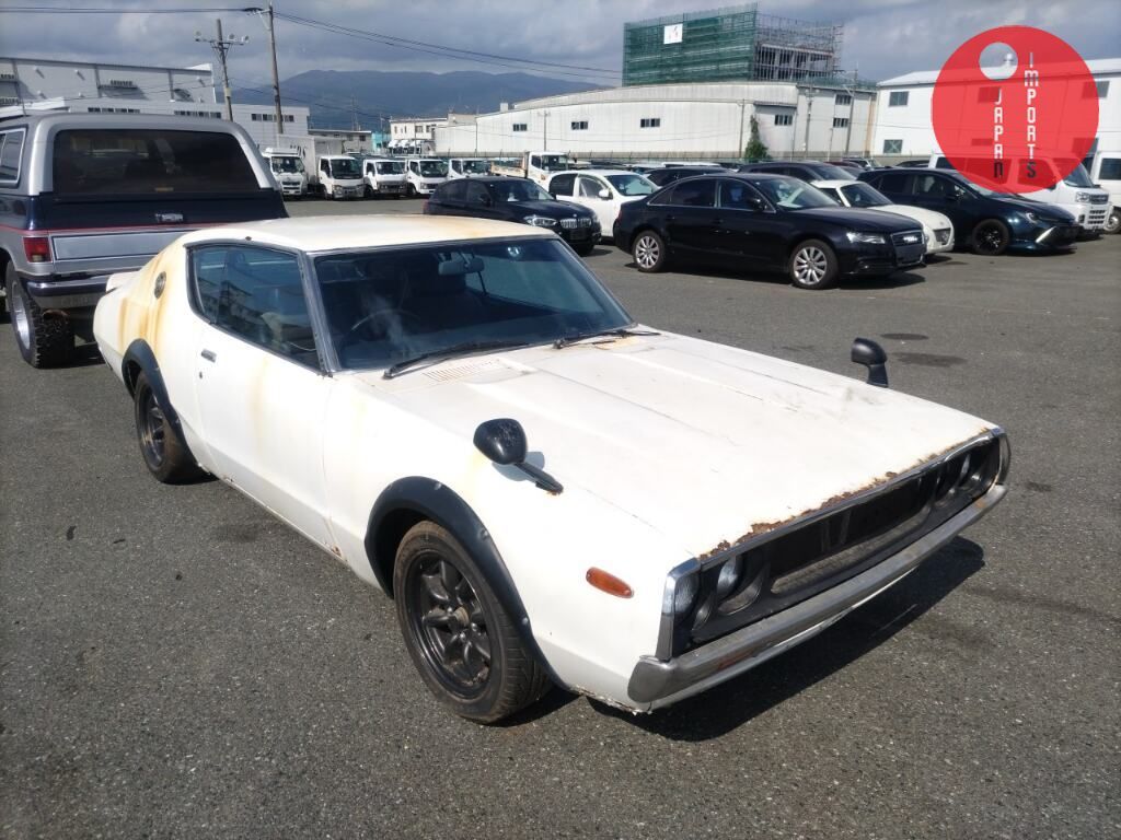NISSAN SKYLINE 2HT
