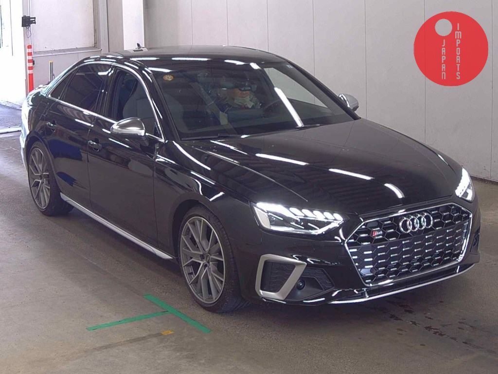 AUDI                                                                      S4 4WD       BASE GRADE