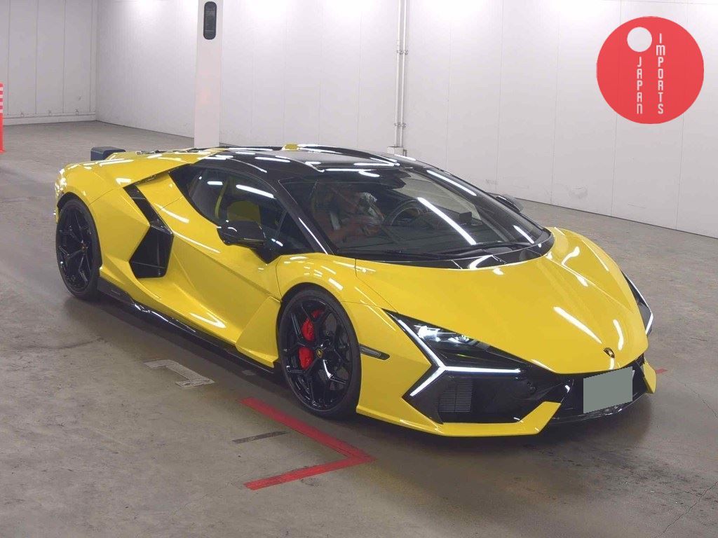 LAMBORGHINI                                                                      REVUELTO 4WD