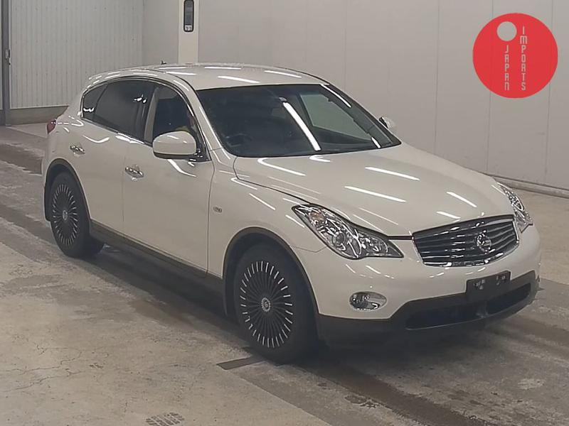 NISSAN SKYLINE CROSSOVER 4WD 370GT FOUR TYPE P