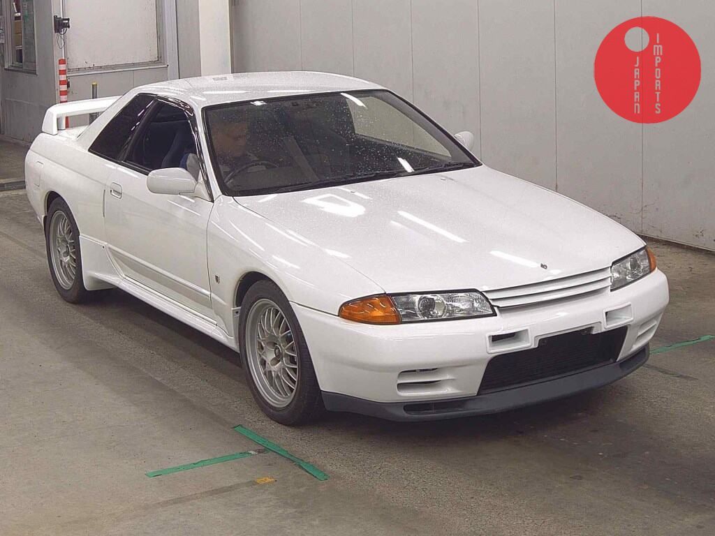 NISSAN SKYLINE CP 4WD GT-R