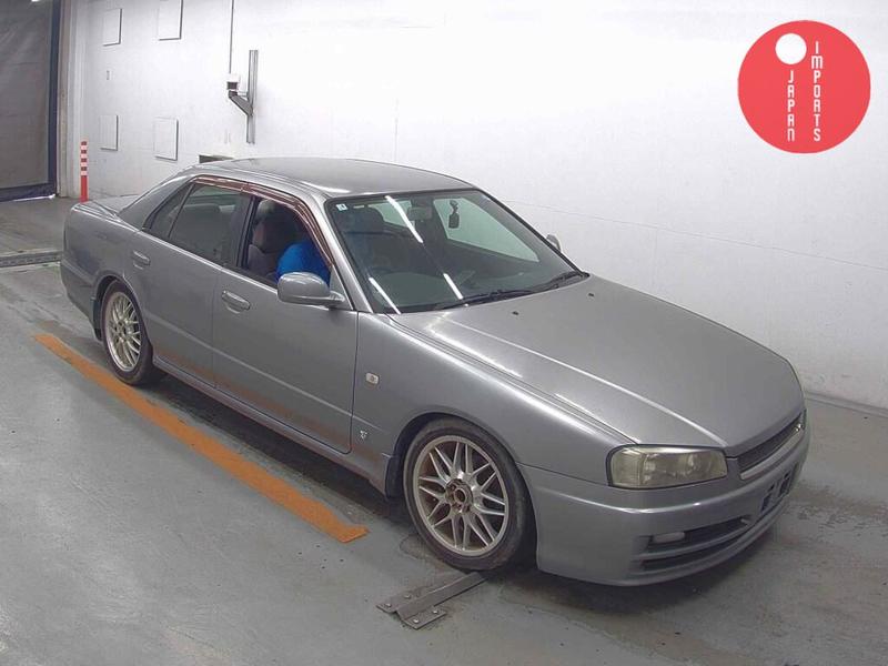 NISSAN SKYLINE 4D GT