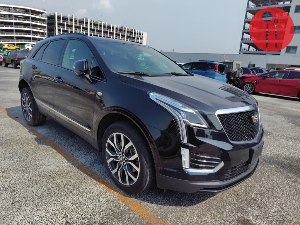CADILLAC                                                                      XT5 4WD       PLATINUM SPORT