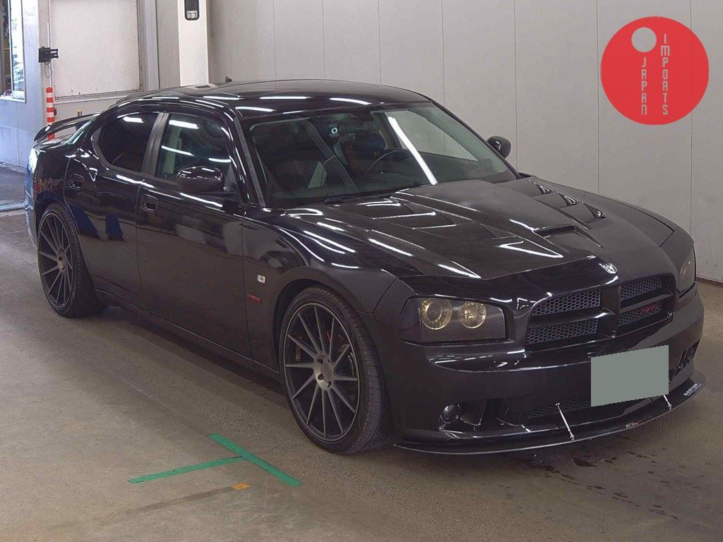 DODGE                                                                      CHARGER 4D       SRT8