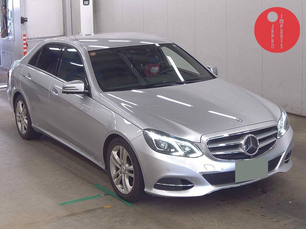 MERCEDES BENZ E-CLASS 4D 4WD E300 4MATIC AVANTGARDE