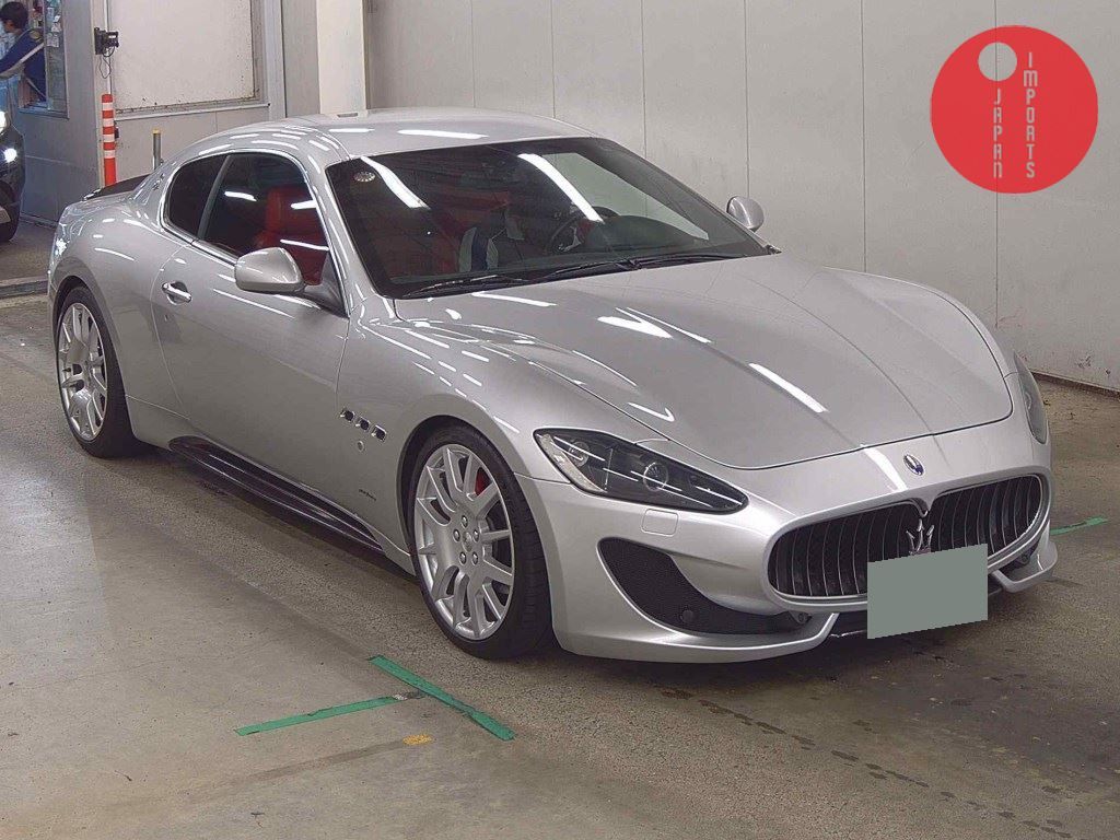 MASERATI GRANTURISMO