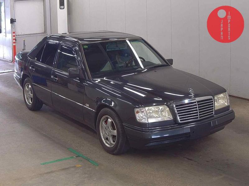 MERCEDES BENZ E-CLASS 4D E320