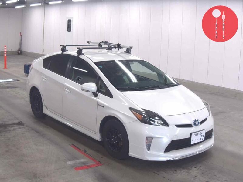 AMERICA TOYOTA PRIUS 5D